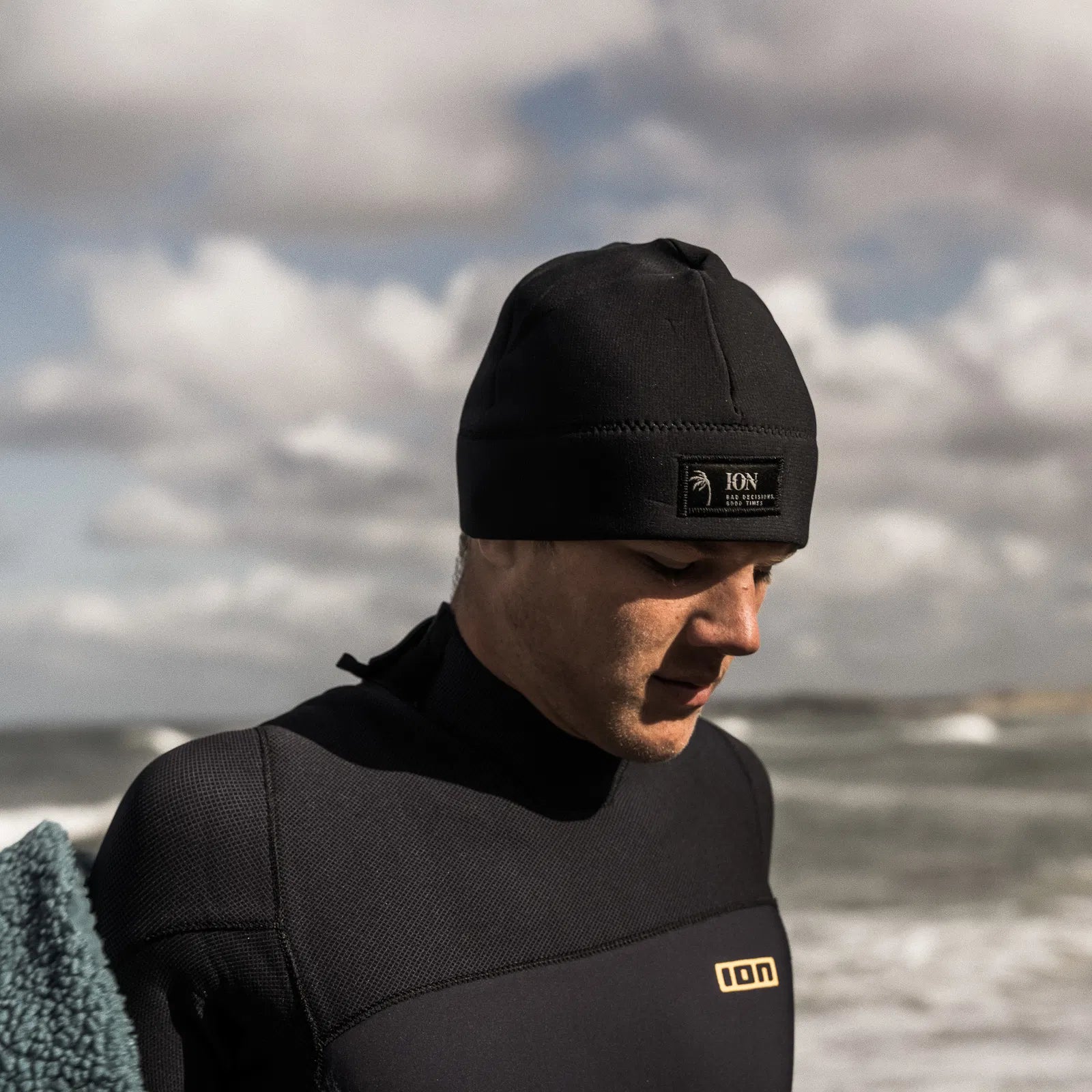 48210-4182_neo_beanie_tec_black