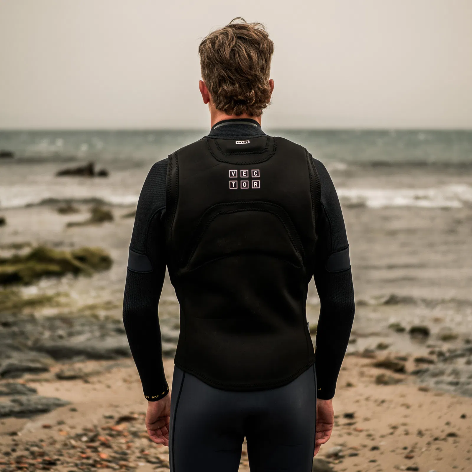 ION Vector Core Vest Front-Zip Herre - Sort