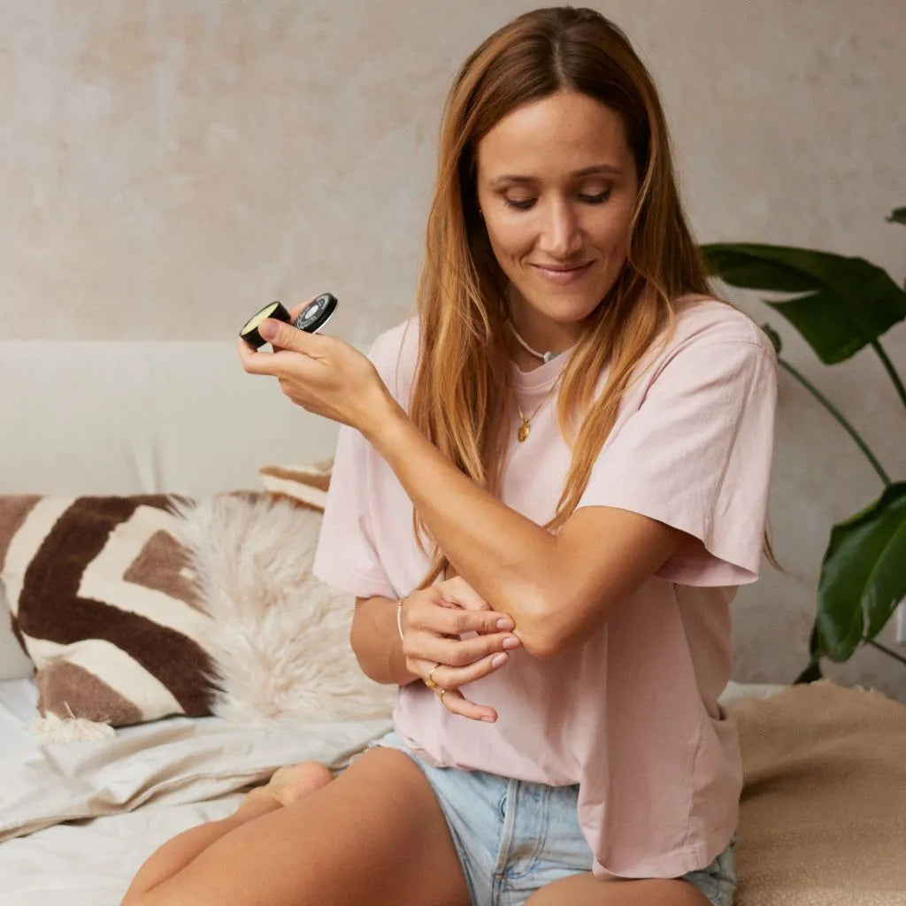 aloha-care-skin-remedy-paa-kvinde-hud