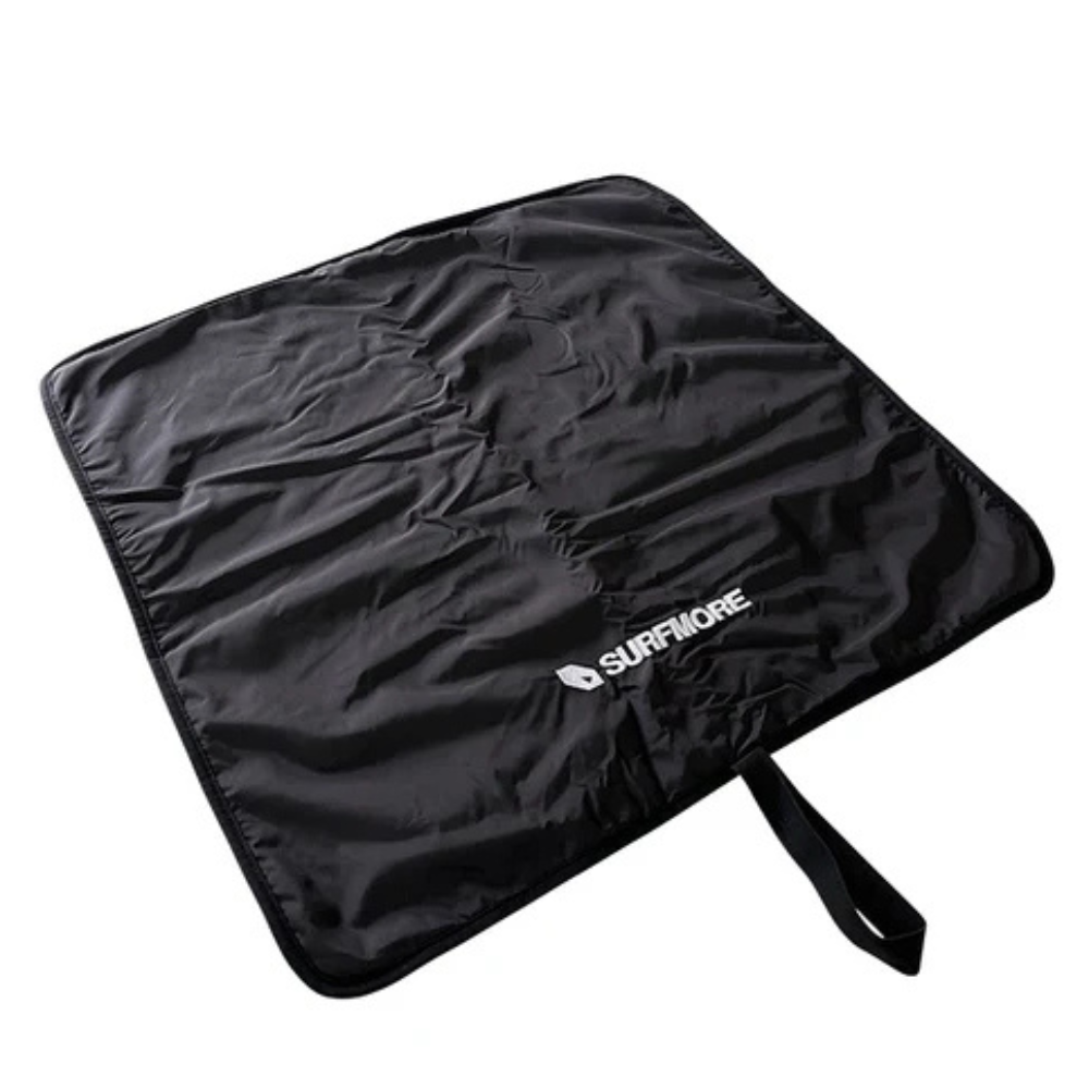 SURFMORE Change Mat – Sort/Rød