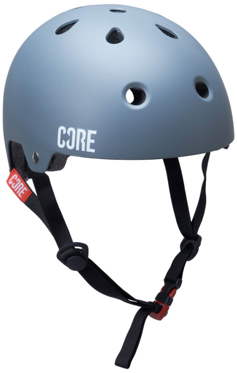 core-street-hjelm-graa-2