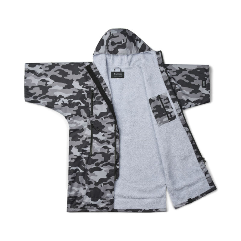 surfmore-change-robe-short-sleeve-camo-02